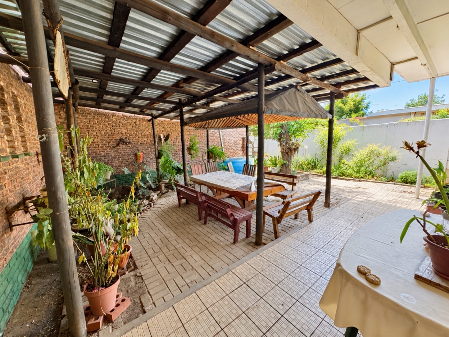 4 Bedroom Property for Sale in Potchefstroom North West